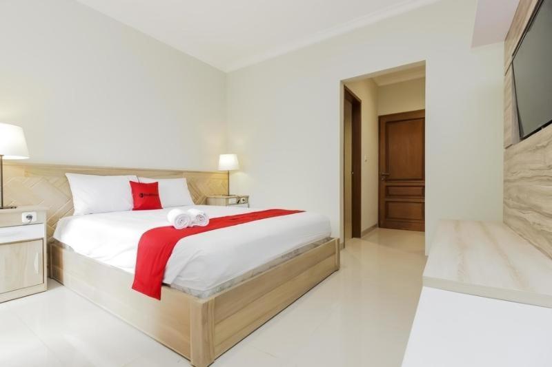 Reddoorz Premium Near Ragunan Zoo 2 Yakarta Habitación foto