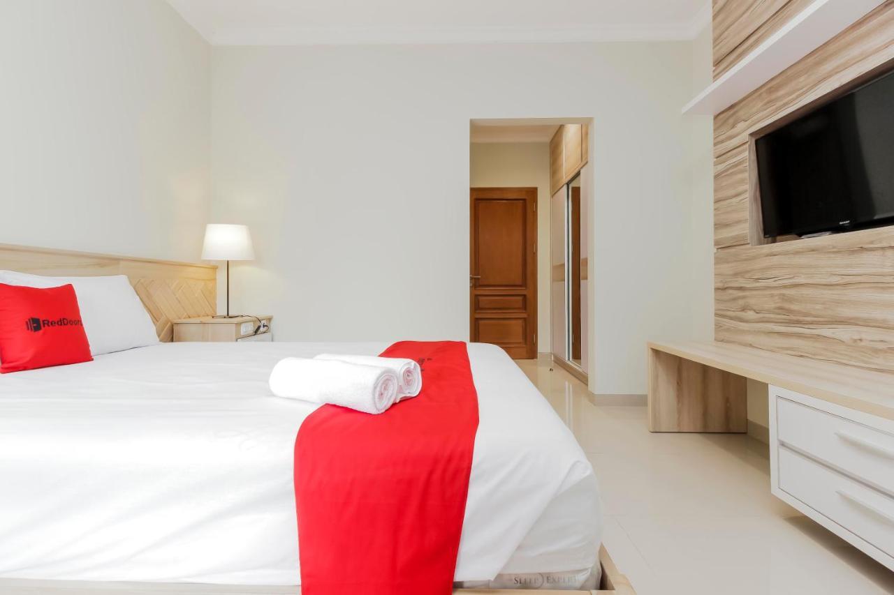 Reddoorz Premium Near Ragunan Zoo 2 Yakarta Exterior foto
